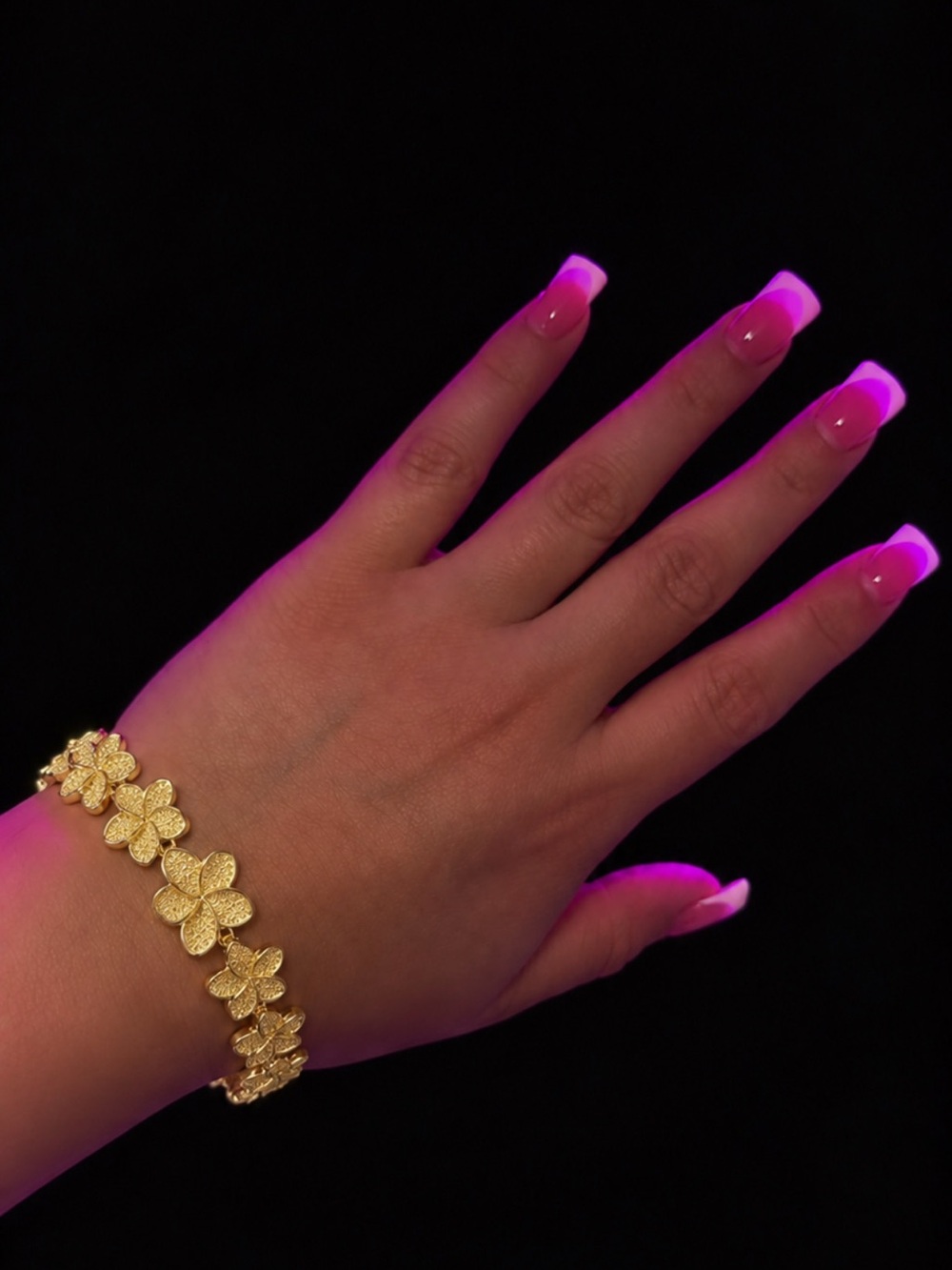Sanrio Gold Floral Link Bracelet
